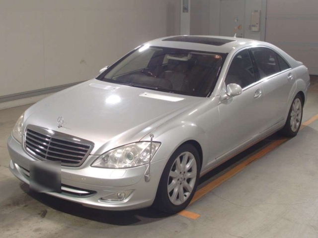 Mercedes-benz S-class W221