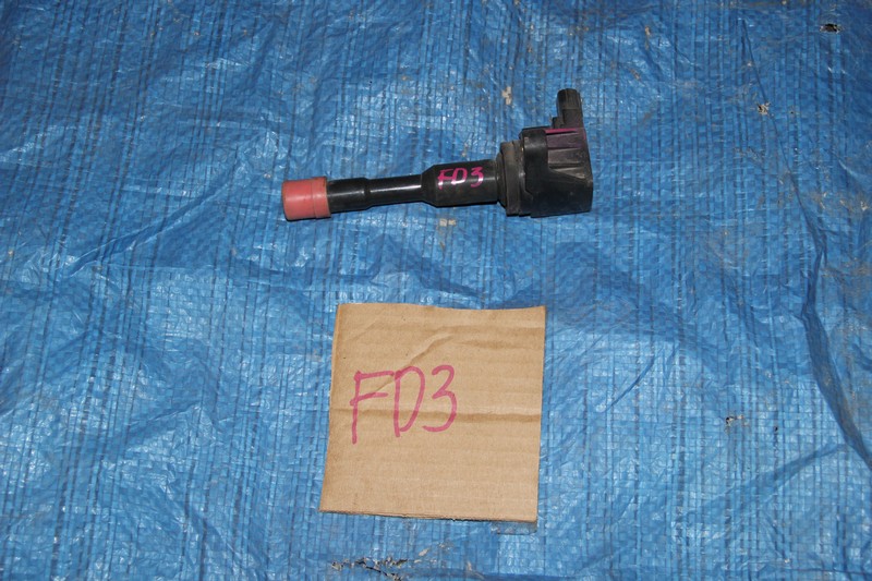 Катушка зажигания Honda Civic FD3