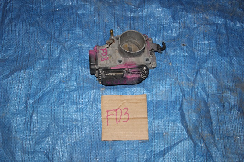 Дроссельная заслонка Honda Civic FD3