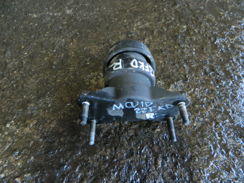 Подушка двигателя Toyota Harrier MCU10