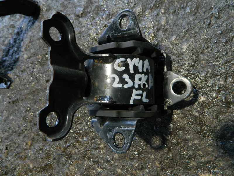 Подушка двигателя Mitsubishi Lancer