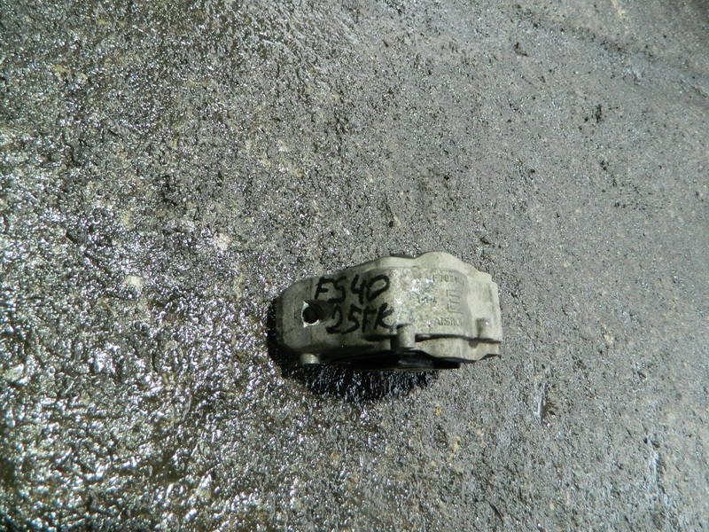 Подушка двигателя Volvo S60