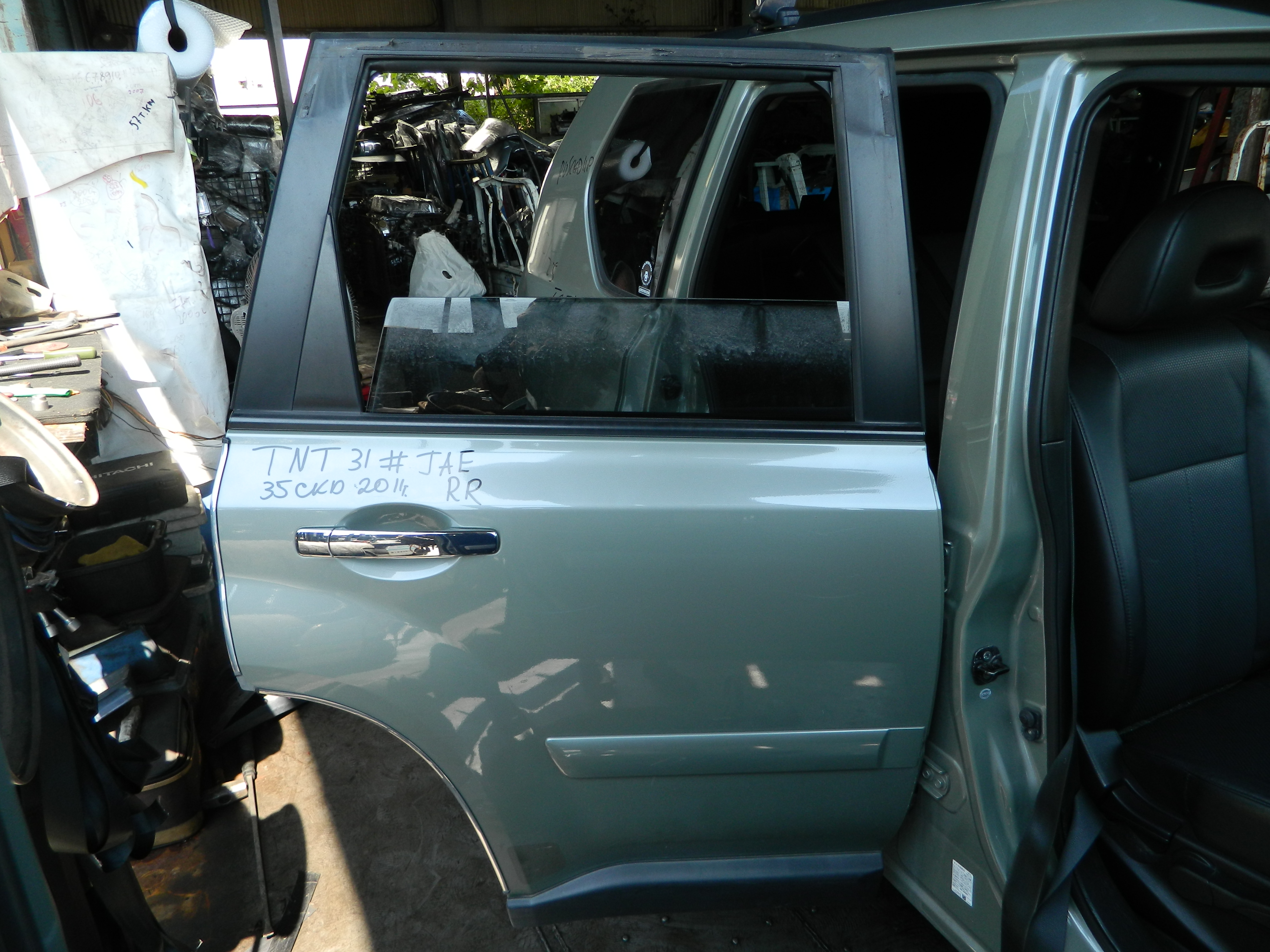 Дверь Nissan X-Trail