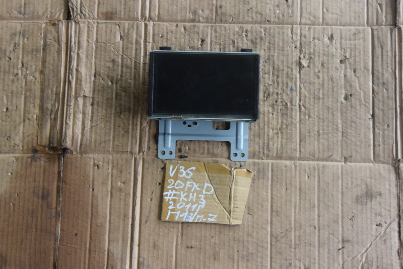 Монитор Nissan Skyline V36