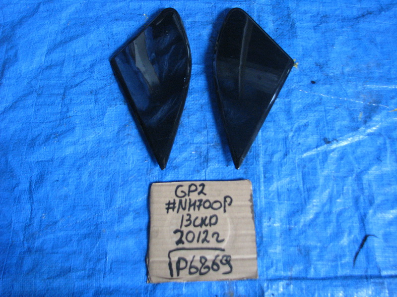 Заглушка на крыло Honda Fit Shuttle