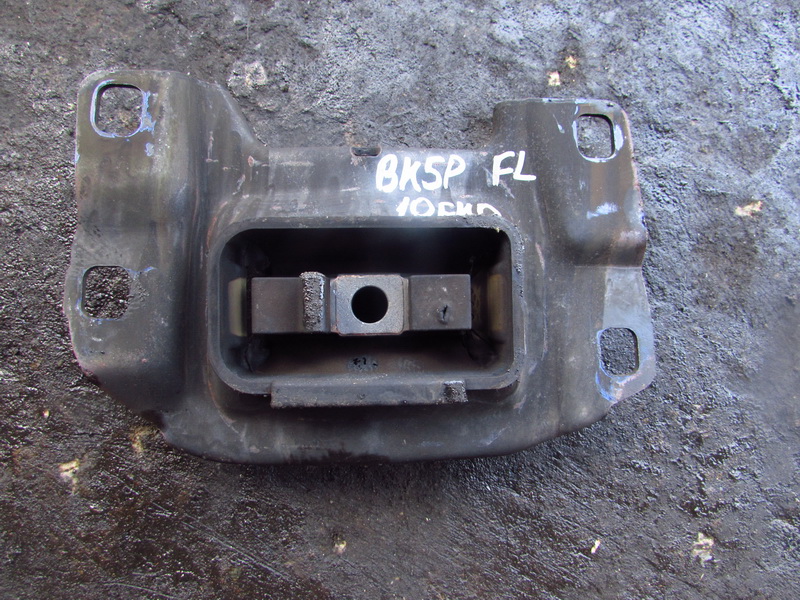 Подушка двигателя Mazda Axela BK5P