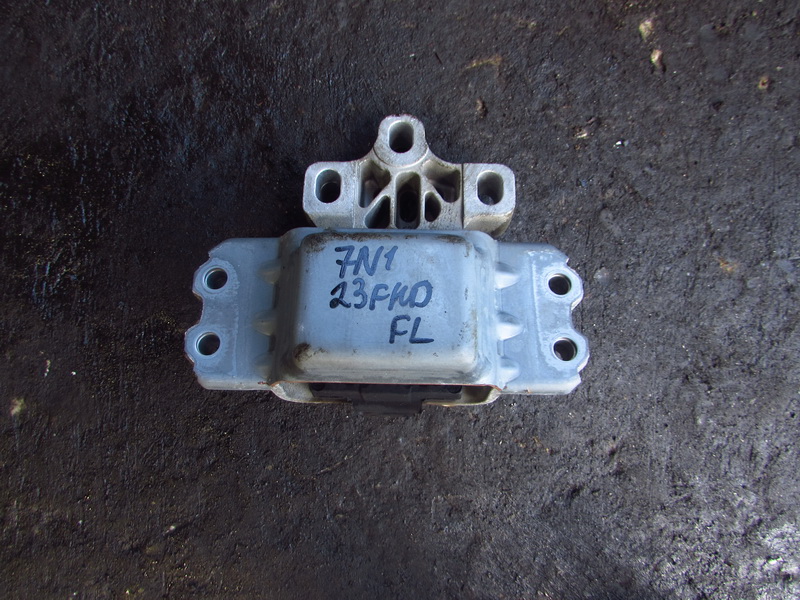 Подушка двигателя Volkswagen Sharan