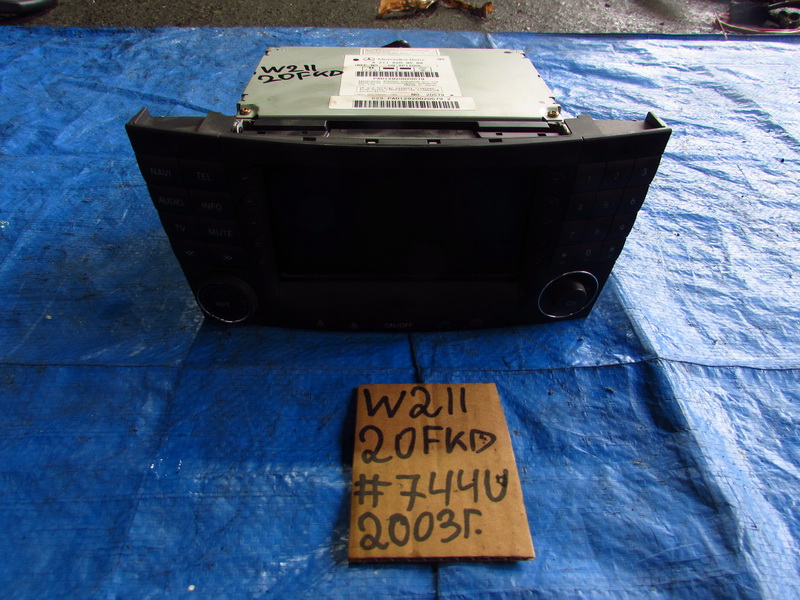 Магнитофон Mercedes-benz E-class