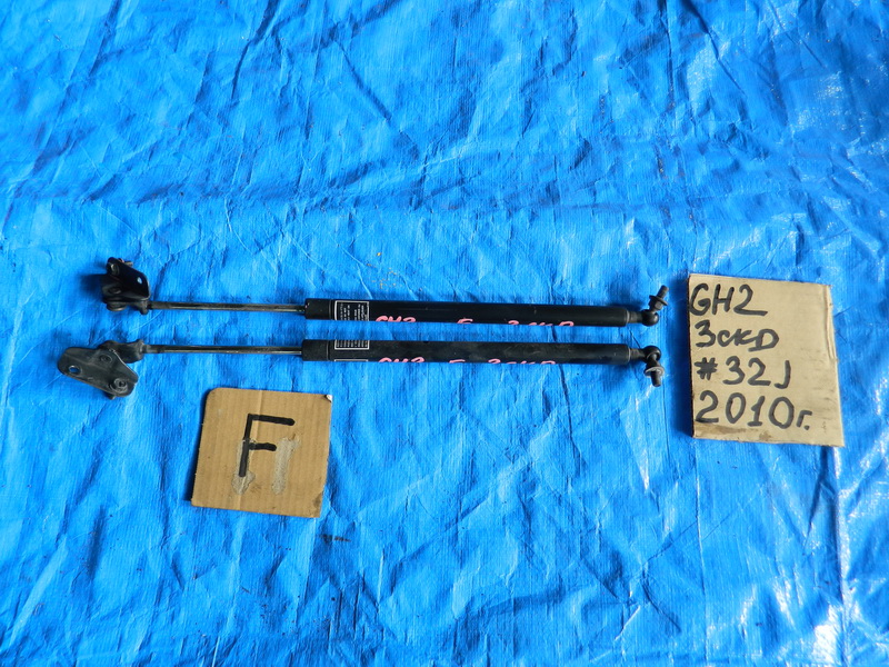 Амортизатор капота Subaru Impreza GH2