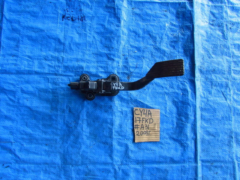 Педаль газа Mitsubishi Lancer CY4A