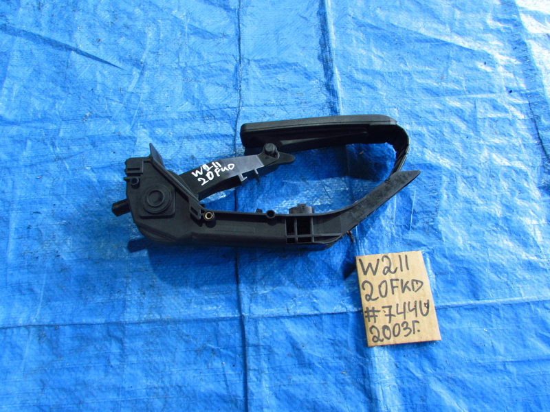 Педаль газа Mercedes-benz E-class W211