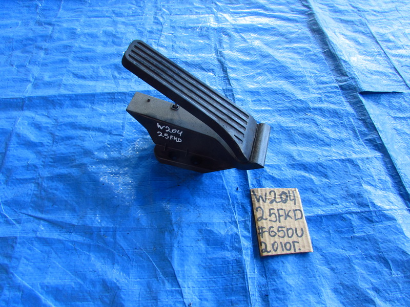 Педаль газа Mercedes-benz C-class W204