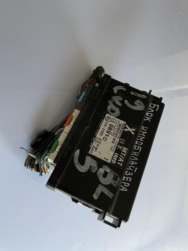 Блок управления подрулевых переключателей Subaru Legacy BL5