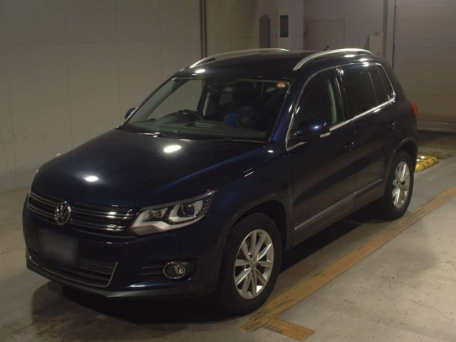 Volkswagen Tiguan 5N2