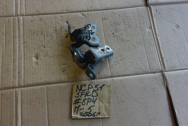 Петля двери Toyota Probox NCP51