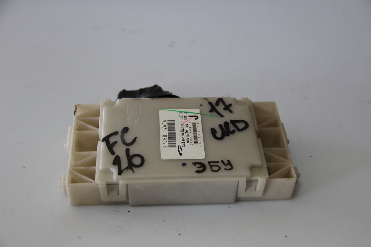 Блок управления подрулевых переключателей Nissan Serena FC26