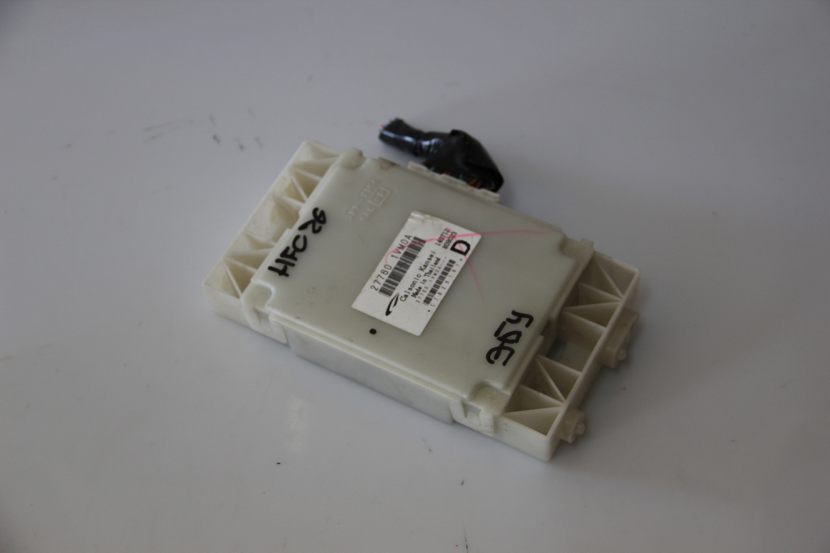 Блок управления подрулевых переключателей Nissan Serena