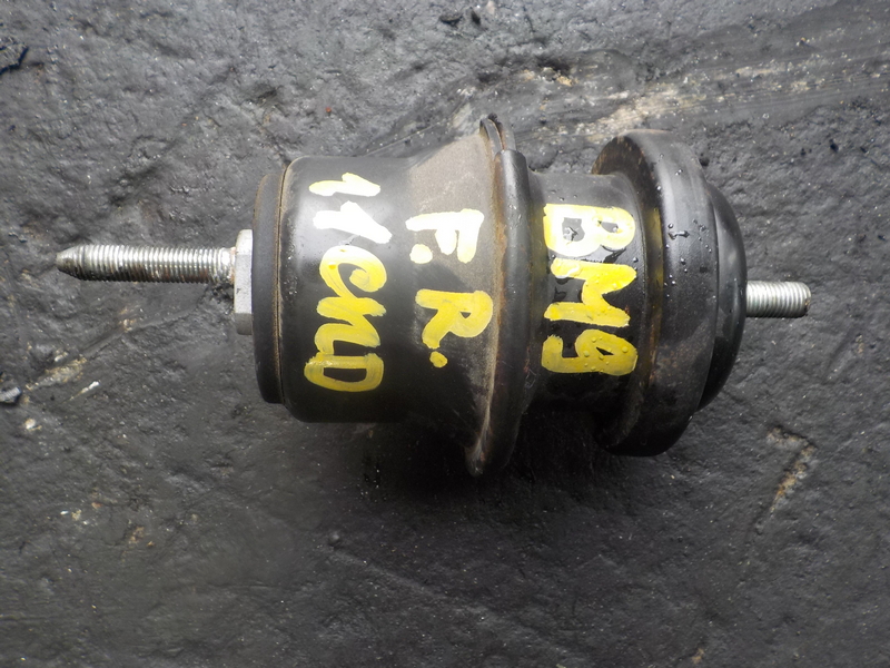 Подушка двигателя Subaru Legacy B4 BM9