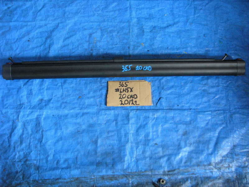 Шторка багажника Volkswagen Passat 365