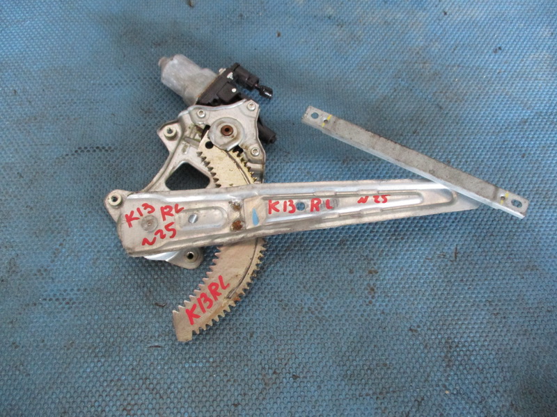 Стеклоподъемник Nissan March