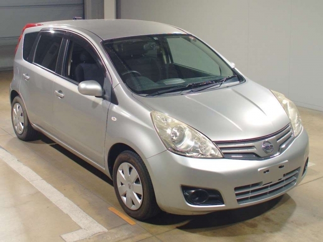 Nissan Note E11