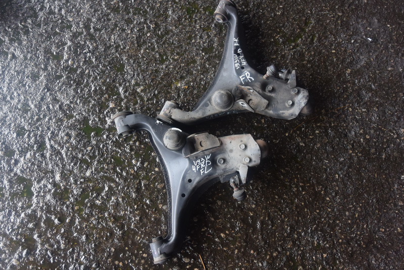 Рычаг Mitsubishi Pajero