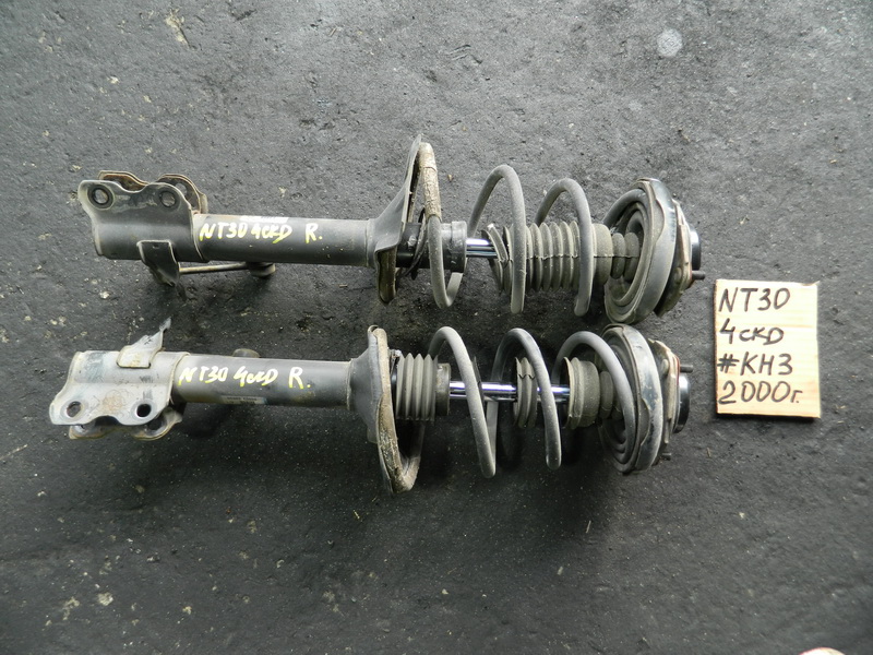 Стойка Nissan X-Trail