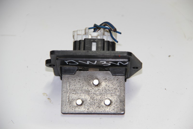 Резистор печки Mazda Demio DW3W