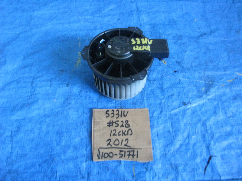 Моторчик печки Daihatsu Hijet