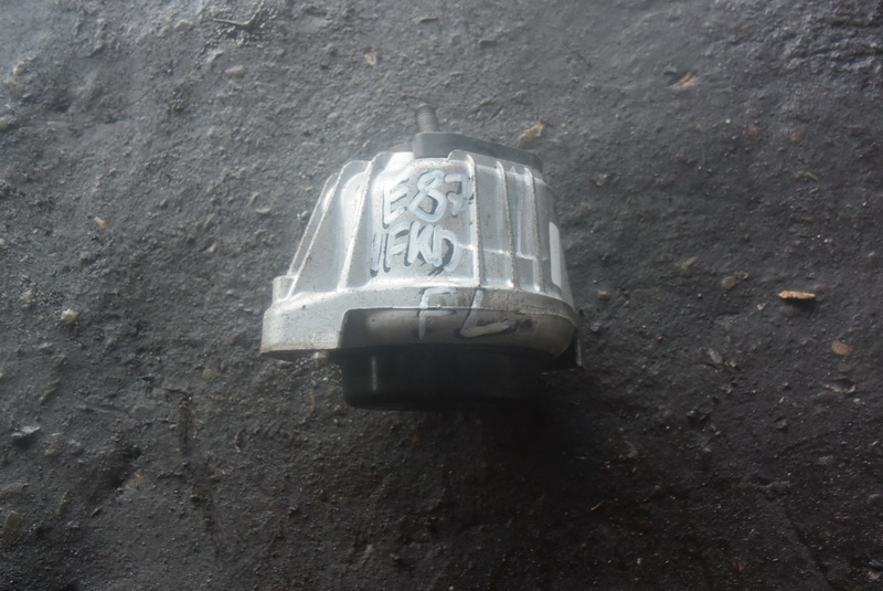 Подушка двигателя BMW 1-series E87