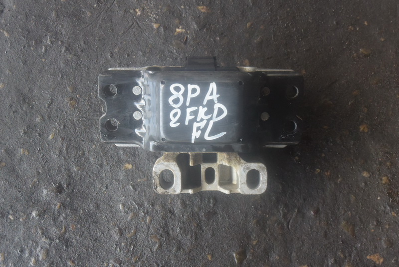 Подушка двигателя Audi A3 8PA