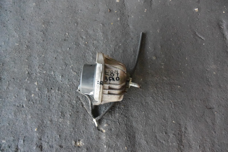 Подушка двигателя BMW 1-series E87