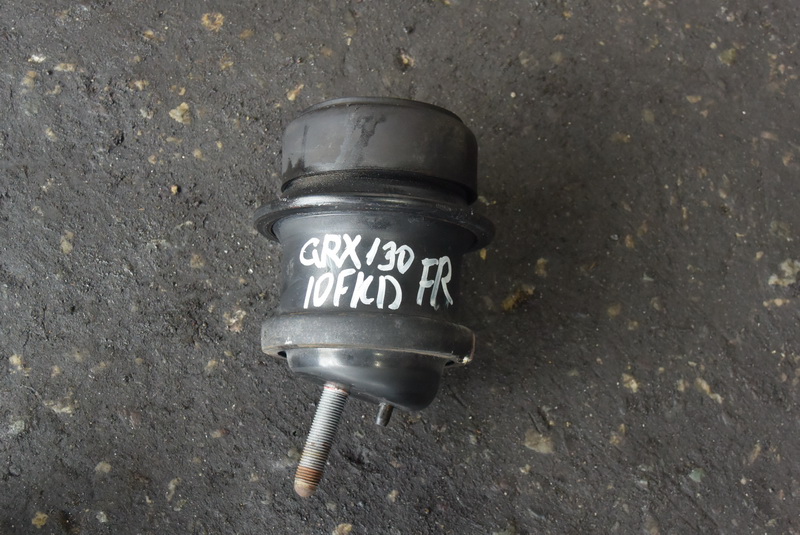 Подушка двигателя Toyota Mark X