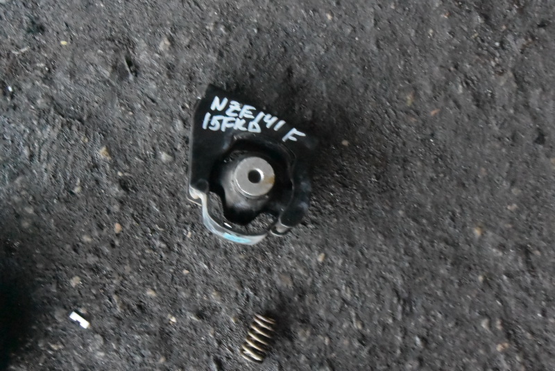 Подушка двигателя Toyota Corolla Fielder