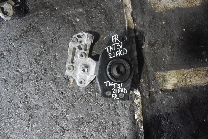 Подушка двигателя Nissan X-Trail