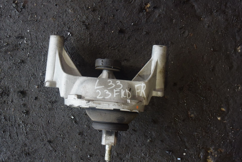 Подушка двигателя Nissan Teana L33