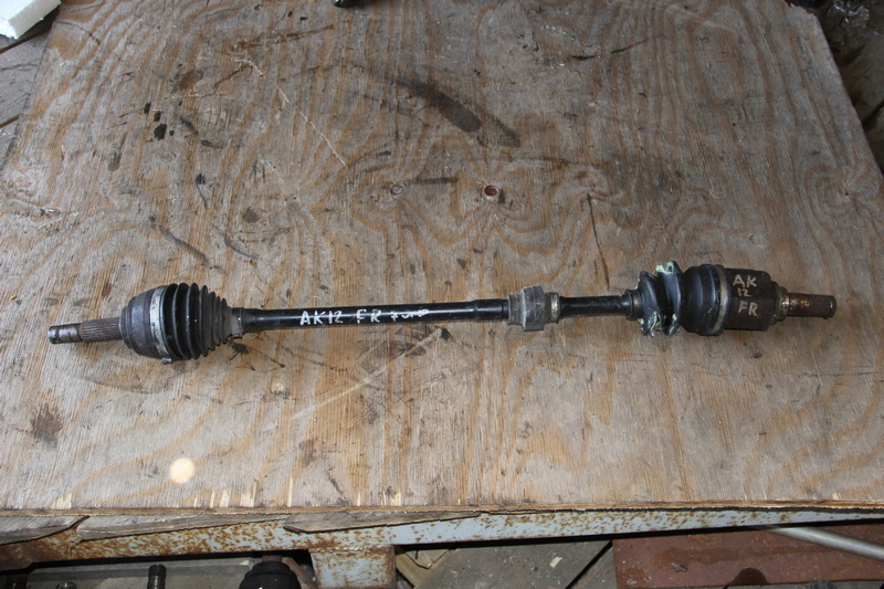 Привод Nissan March