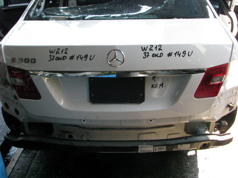 Крышка багажника Mercedes-benz E-class