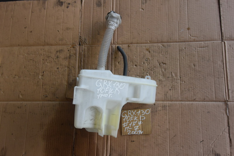 Бачок стеклоомывателя Toyota Mark X GRX130