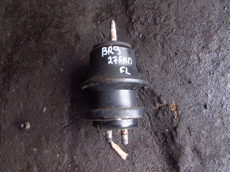 Подушка двигателя Subaru Legacy