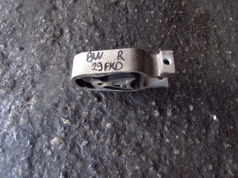 Подушка двигателя Volvo V70