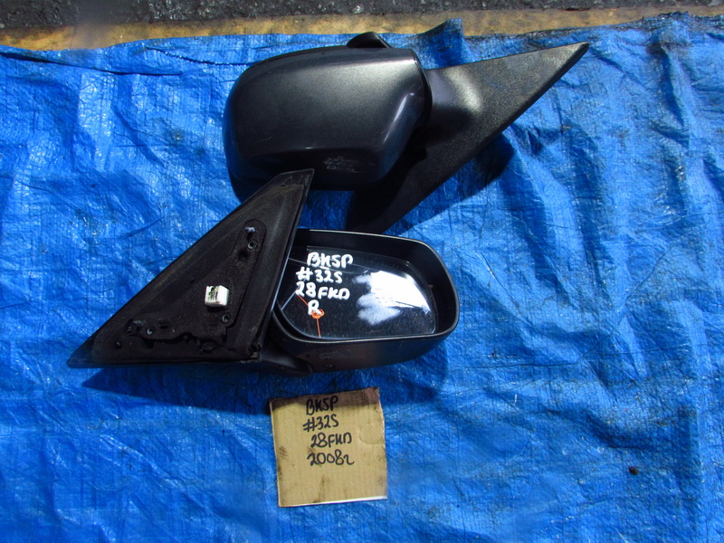 Зеркало Mazda Axela