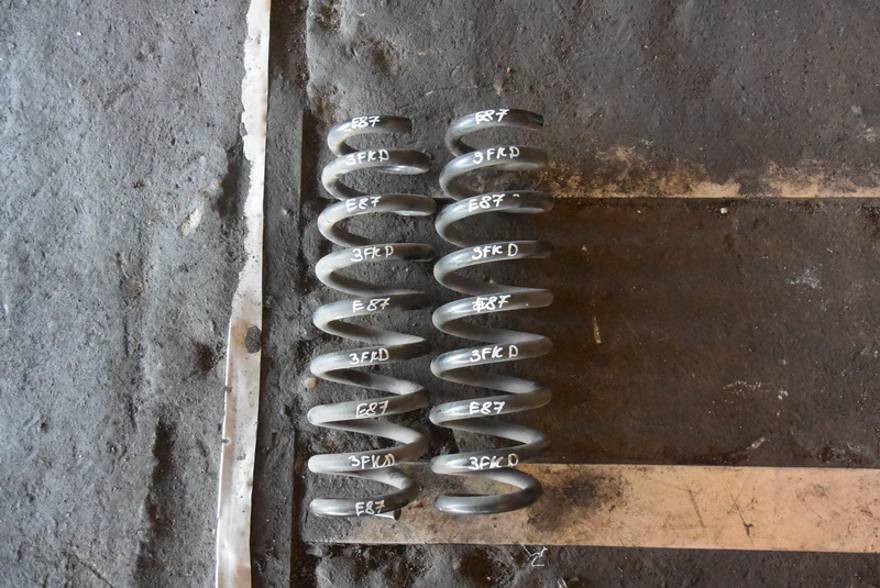 Пружина BMW 1-series E87