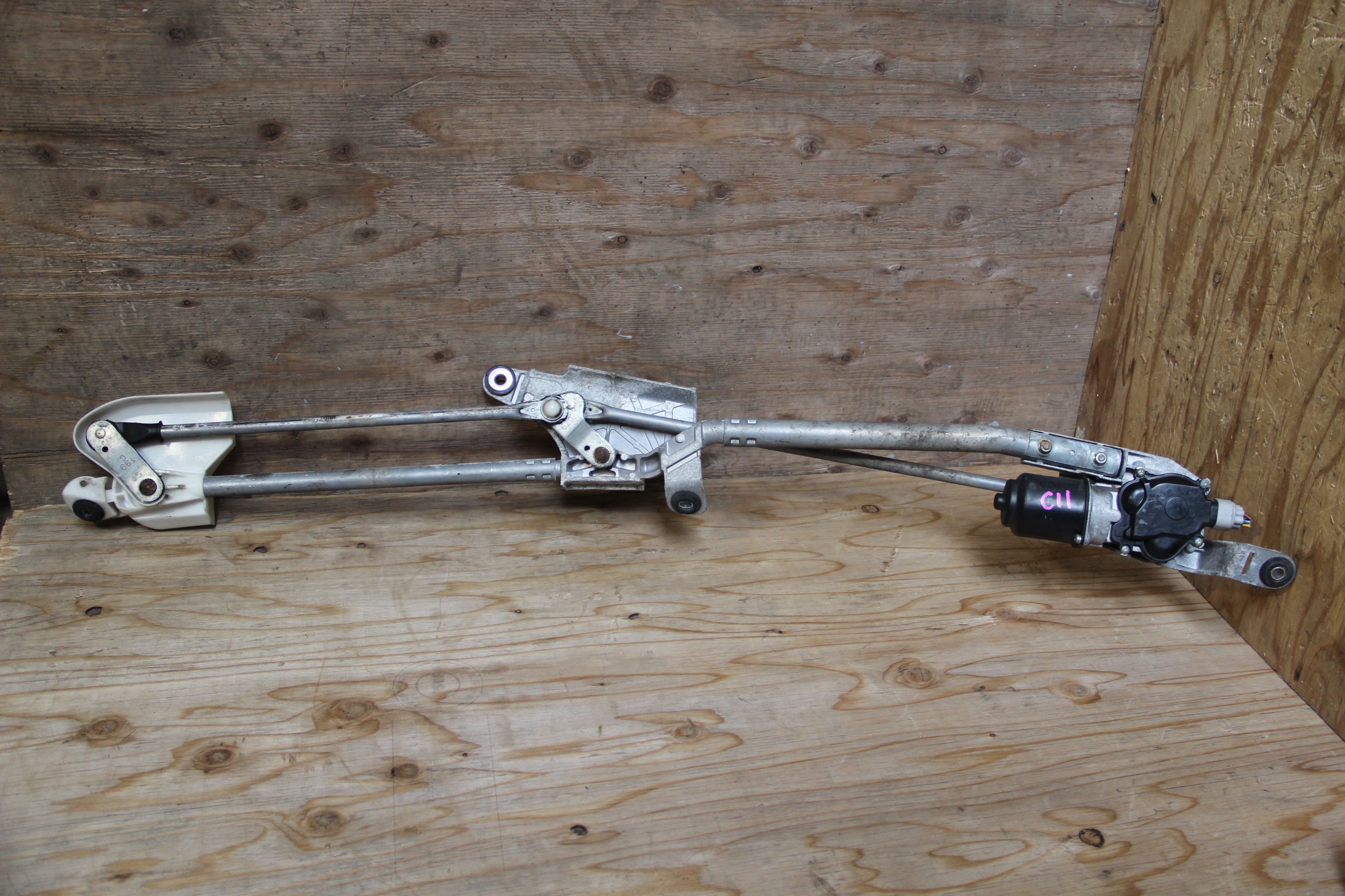 Трапеция дворников Nissan Tiida C11