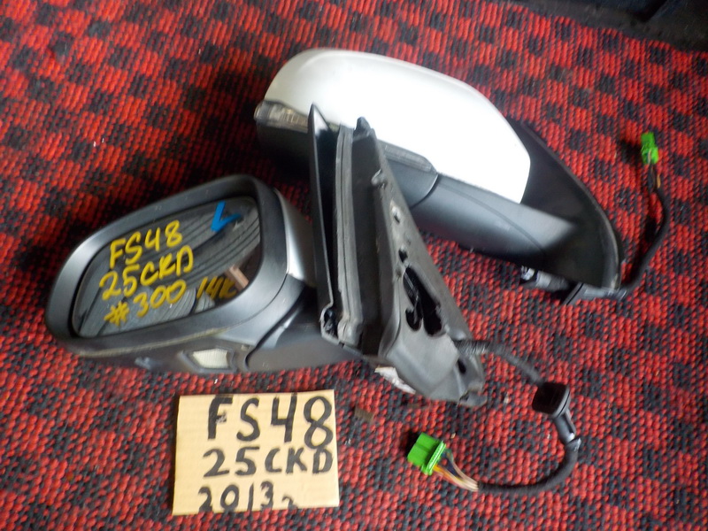 Зеркало Volvo S60 FS48