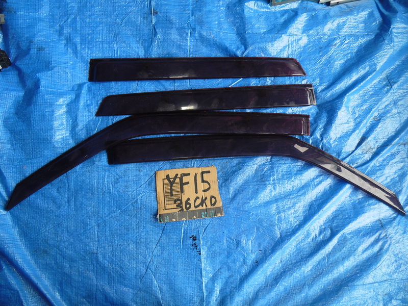 Ветровики Nissan Juke