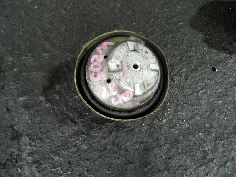 Подушка двигателя Mercedes-benz C-class