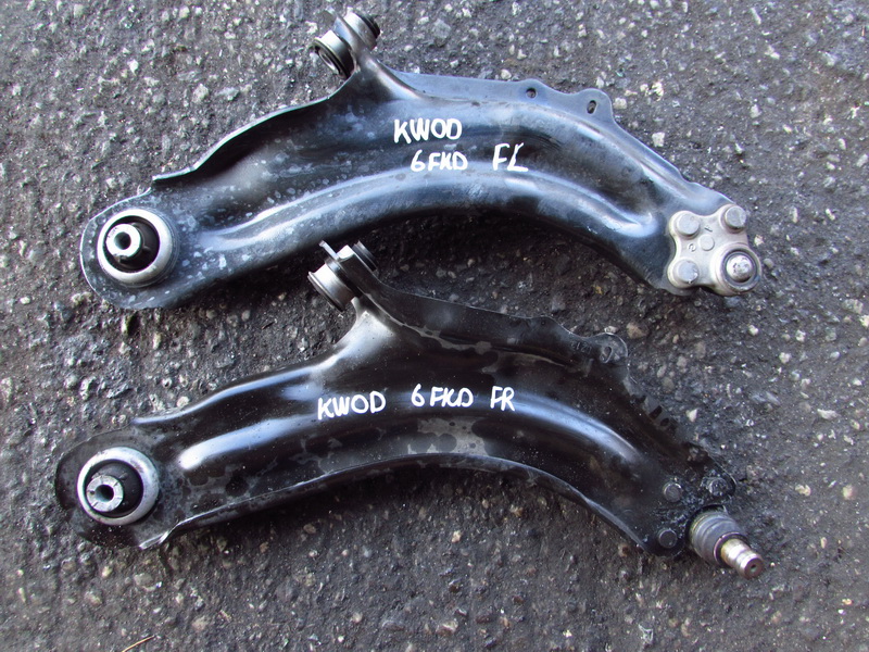 Рычаг Renaut Kangoo KW0D