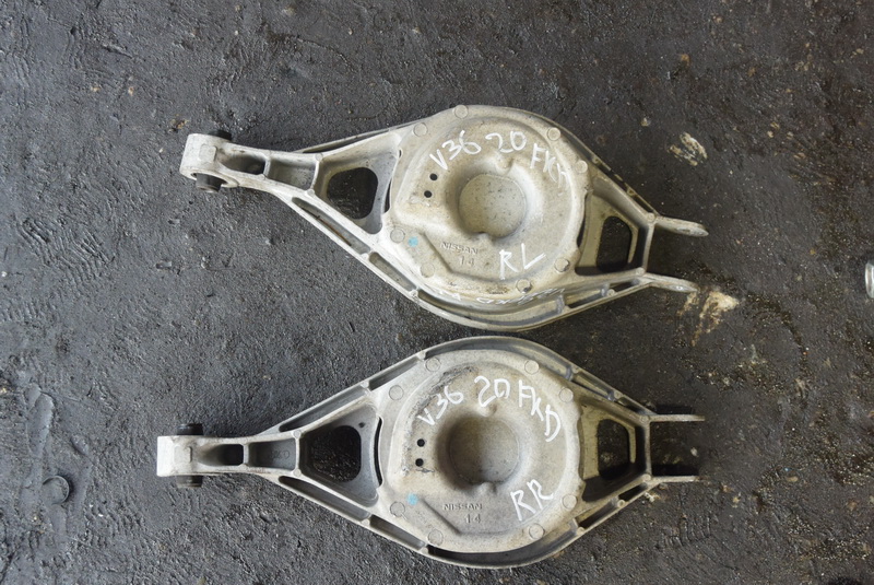 Рычаг Nissan Skyline