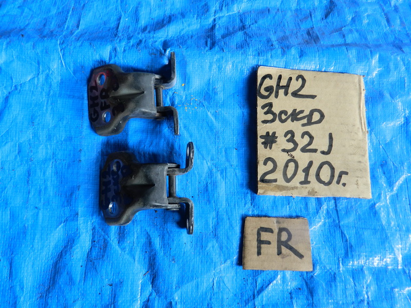 Петля двери Subaru Impreza GH2